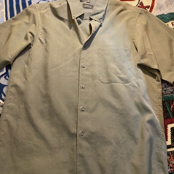 Arrow button shirt - Picture 2 of 5